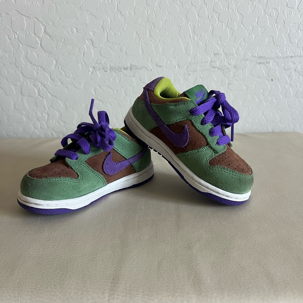 Nike Kids Green and Purple Sneakers